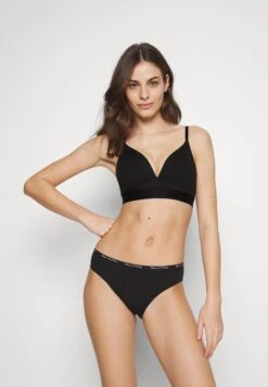 Marc O'Polo Iconic Rib Wireless Padded Bra - T-Shirt Bra -Pieces Shop 82647e4575324363bd3e54c10078031b