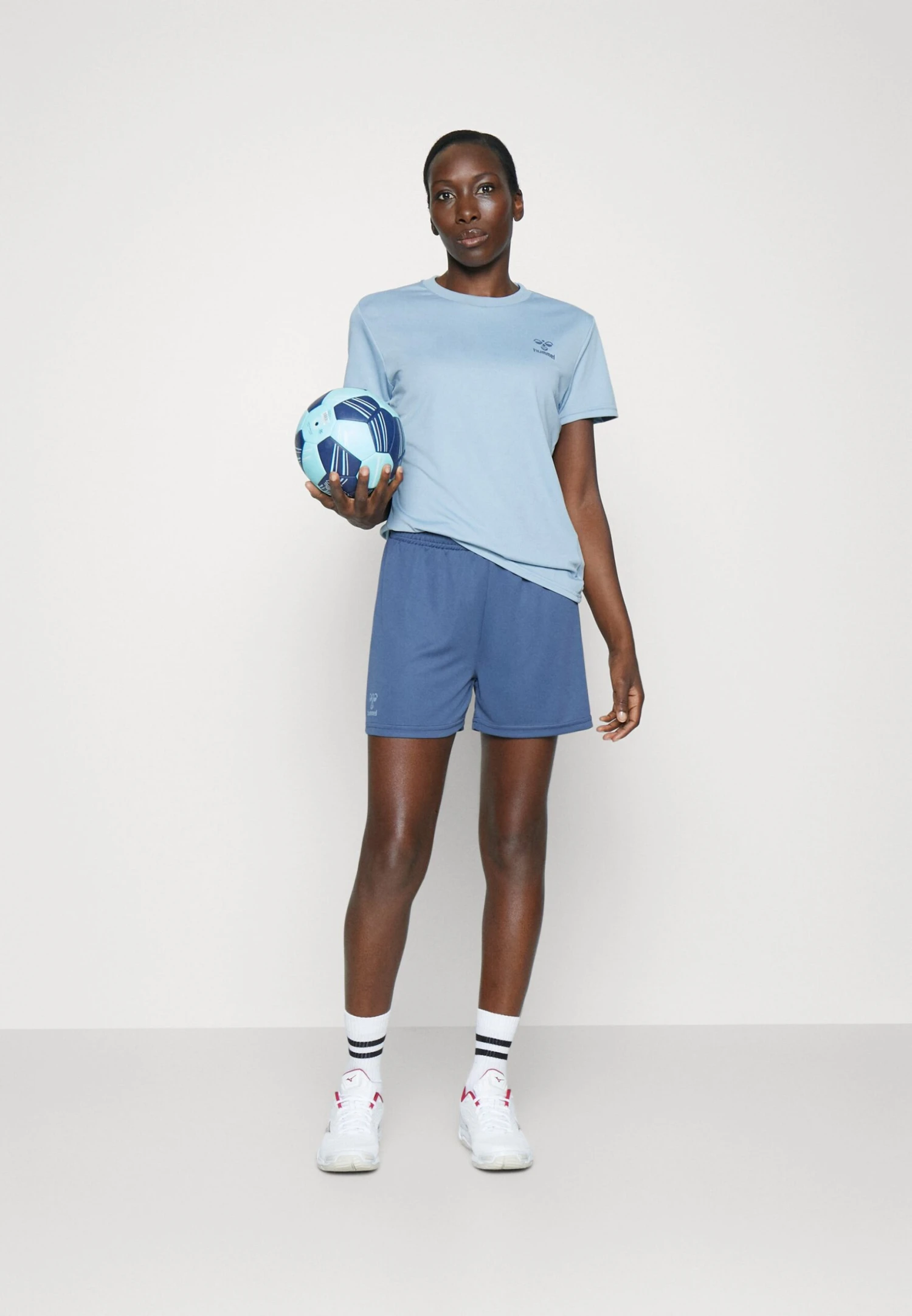 Hummel Hmlactive Pl - Sports Shorts 4 Hummel Hmlactive Pl - Sports Shorts - Image 2