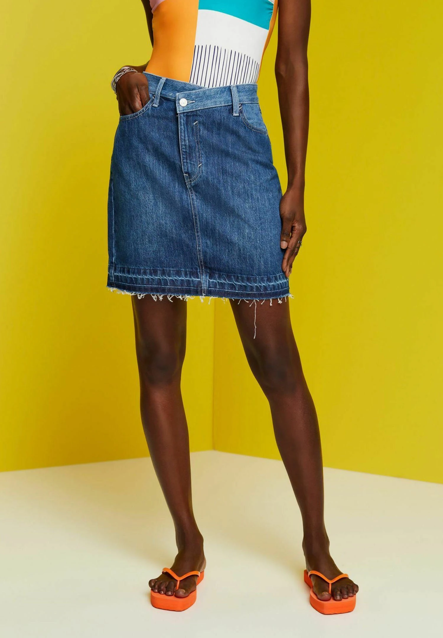 ESPRIT Denim Skirt - Blue Dark Washed 6 ESPRIT Denim Skirt - Blue Dark Washed - Image 4