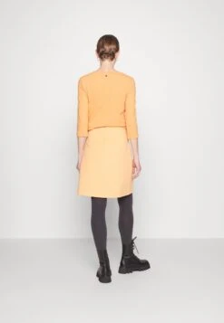 Cina - A-Line Skirt - Arancio -Pieces Shop 8f51ecc8fb0c4dcca18b911a3749173f