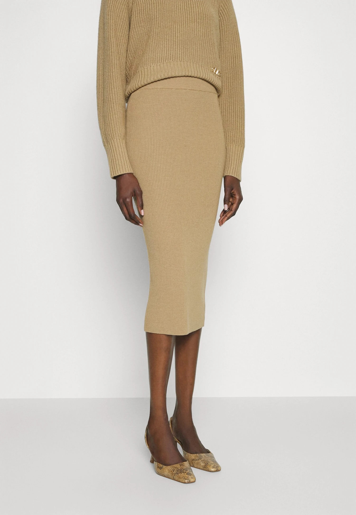 MICHAEL Michael Kors Merino Skirt - Pencil Skirt - Dark Camel 3 MICHAEL Michael Kors Merino Skirt - Pencil Skirt - Dark Camel