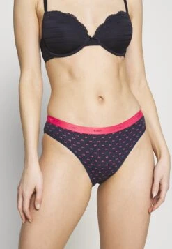 DIM Pocket Brief 3 Pack - Briefs -Pieces Shop 90f94a6367944a6ba2f90dcb9e366f7a