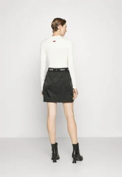 Hugo Roinna - A-Line Skirt - Black -Pieces Shop 9250acf164974d489319edda511ab0ef