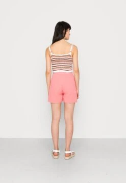 Pieces Tina Hw Bc Sww - Shorts 9 Pieces Tina Hw Bc Sww - Shorts -Pieces Shop 955bef2c2dde4dd7bee73841fb27a861