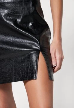 Gina Tricot Mollie Skirt - Mini Skirt -Pieces Shop 98a20ea82b71447a9825049f40a9374c