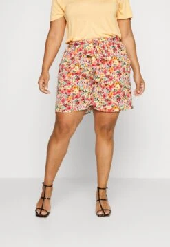 Oncfrederikke Belt - Shorts - Cloud Dancer/Pink