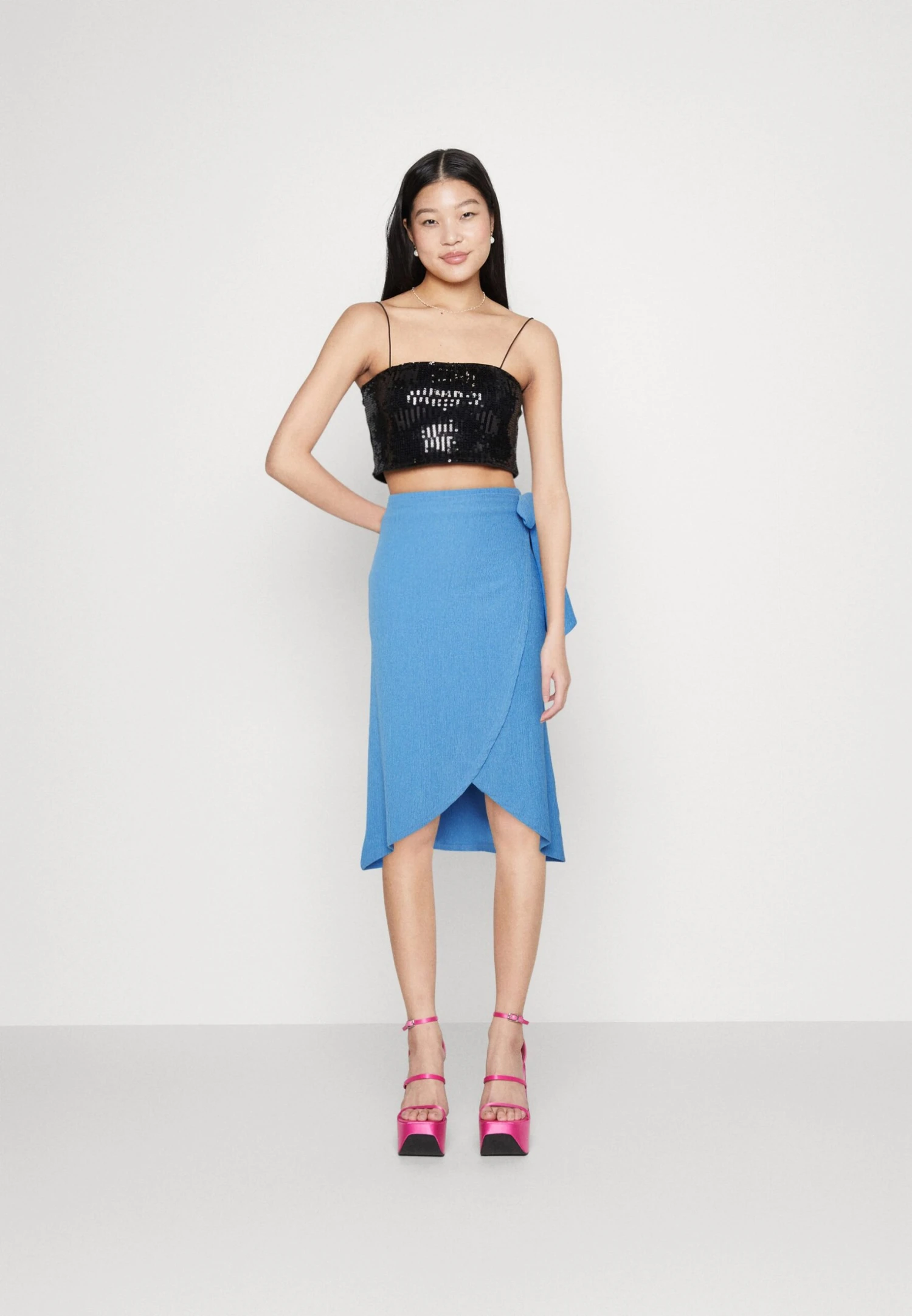Pieces Pcluna Wrap Skirt - Wrap Skirt - Marina 4 Pieces Pcluna Wrap Skirt - Wrap Skirt - Marina - Image 2