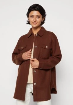 Pieces Pcjudy Shacket- Short Coat - Chicory Coffee 11 Pieces Pcjudy Shacket- Short Coat - Chicory Coffee -Pieces Shop 9dcb4014b2ec405aa9bb08c4fb23a699