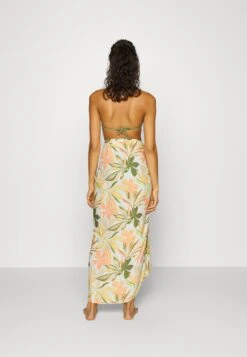 Roxy Cool And Lovely - Beach Accessory 10 Roxy Cool And Lovely - Beach Accessory -Pieces Shop 9f0865b1a5d342ab97866fd988f743a5