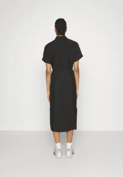 Vero Moda Tall Shirt Calf Dress - Day Dress -Pieces Shop a3f298bfa56448038caecf9816354814