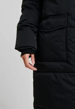 Objzhanna Long Jacket - Winter Coat - Black -Pieces Shop a59eafc9742f4982abf4c68c95249a51