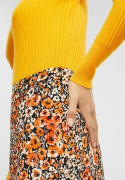 ESPRIT Light - A-Line Skirt -Pieces Shop a63ffddc349b427db799f4038ac7dc75