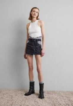 Laser Patchwork Skirt - Denim Skirt - Black/Grey 10 Laser Patchwork Skirt - Denim Skirt - Black/Grey -Pieces Shop ac282b78b6e748ebb762f12c8202a062