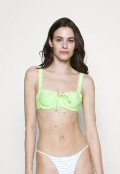 Amalfi Eyelet Balconette - Bikini Top - Lime