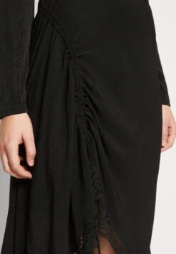 WEEKDAY Fanci Skirt - A-Line Skirt - Black -Pieces Shop b0ac70c2506f48baab95031f17869247