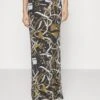 MOSCHINO All Over Sartorial- Maxi Skirt - Fantasy Print Black