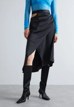 Han Kjøbenhavn Slit Long Drape Skirt - A-Line Skirt - Black