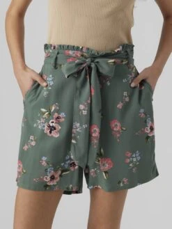 Vero Moda Vmeasy - Shorts -Pieces Shop b7b6f585bb9b4cec99530a9f82e4699e