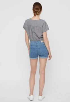 Vero Moda Vmhot- Denim Shorts - Light Blue Denim -Pieces Shop bb631de823ea41bab7a297ea3b2f556e