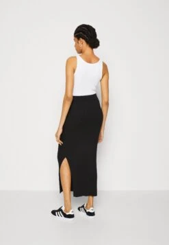 Calvin Klein Iconic Skirt - Pencil Skirt - Black -Pieces Shop bf43b53778d94bd19b655d22496eaf50