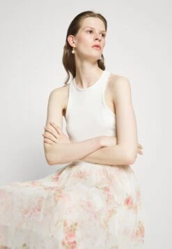 Needle & Thread Trailing Blooms Midi Skirt - A-Line Skirt - Moonshine -Pieces Shop c0093cfa55cd46d7a09a0e793ec1ce26