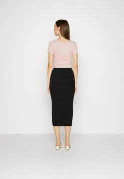 ONLY Onlmaddie Skirt - Pencil Skirt -Pieces Shop c3222059f33346ee95c582bbaf9ef6cb