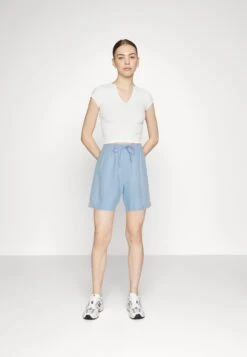 Monki Shorts - Blue -Pieces Shop c446a9a527d8489f8721b99755d81cee