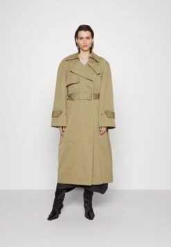 Trenchcoat - Light Green