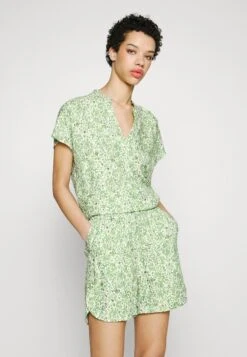 True Religion Water - Shorts 11 True Religion Water - Shorts -Pieces Shop c61385035af5464a80ae5c358e2f8e31