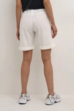 Kaffe Kanaya - Shorts - Chalk -Pieces Shop c93cf6ea897e41a3b88867820f343029