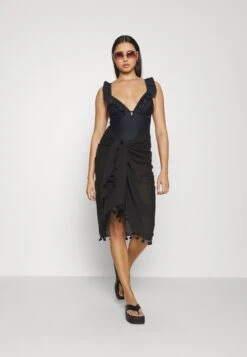 Pieces Pcbada Swimsuit - Swimsuit - Black 10 Pieces Pcbada Swimsuit - Swimsuit - Black -Pieces Shop c9cc4ea9b7654707a62f22ddf3601689