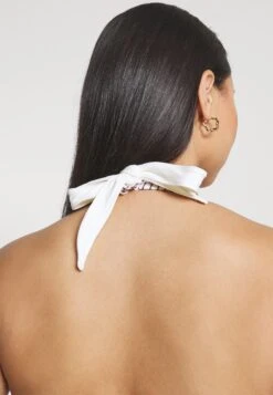 Frankies Bikinis Diana - Bikini Top -Pieces Shop c9e979e4709c4ba1b8ec2000b430f723