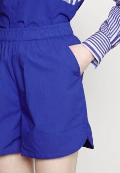 Blanche Navajo Shorts - Shorts - Blue -Pieces Shop cc714459d00749b1b15fda4be4a08f6e