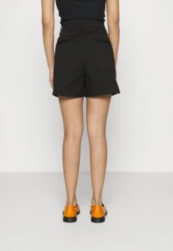 Solid - Shorts - Moonless Night -Pieces Shop ce951c4abb764364924fb608db062038