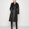 Conni - Trenchcoat 1 Conni - Trenchcoat -Pieces Shop d0a0db86dac64010a81668160b84510c