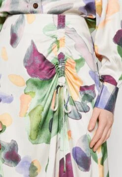 Hampton Drawstring Split- Maxi Skirt - Multicoloured -Pieces Shop d1ec3e98aaea4614b5847bf7ed058454