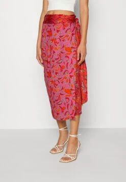 NEVER FULLY DRESSED Chili Jaspre - Pencil Skirt - Red