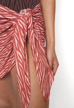 Eco Maria Sarong - Beach Accessory -Pieces Shop d2cdaa1c0c904935897bb27b6ea8e8d4