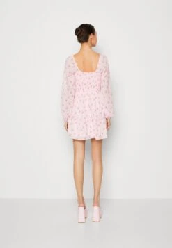 Hollister Co. Emea Lace Up Dress - Day Dress -Pieces Shop d76f2fef19ac4c87a5f8280859c82956