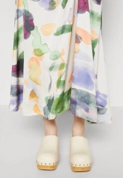 Hampton Drawstring Split- Maxi Skirt - Multicoloured -Pieces Shop d87b7cb0d7cb4b80a77fb1dfbf9d7278