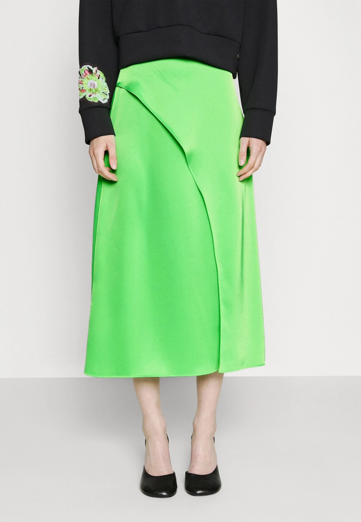 MARC CAIN A-Line Skirt - Dark Apple Green 3 MARC CAIN A-Line Skirt - Dark Apple Green