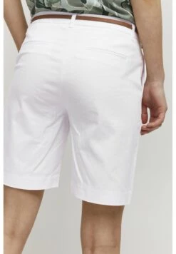 B.young Days - Shorts - Off White -Pieces Shop da0ed0a140ac4995af70e7aeee878d3a