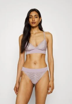 Sloggi Seven Bralette Longline - Triangle Bra - Sea Fog -Pieces Shop ddb2ec580bd740858a82c4f75e64baf9