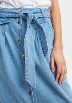 Nujenna Skirt - A-Line Skirt 13 Nujenna Skirt - A-Line Skirt -Pieces Shop e1fffa16d59f412c9f7a8a17dc096a08