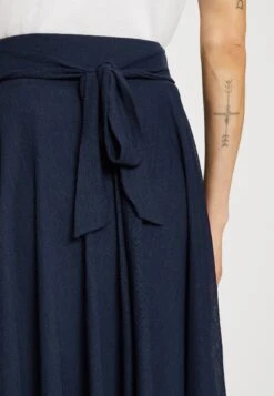 ESPRIT Long Skirt- Pleated Skirt - Navy -Pieces Shop e48b87c54e3a44ca9e76391722654455