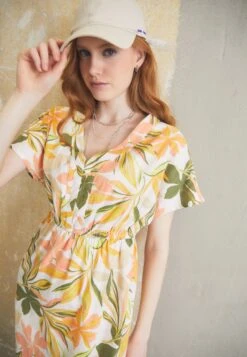 Roxy Dynamite Girl Again - Maxi Dress -Pieces Shop e585a9def4fe4ca3a7a28245d8b46cb2