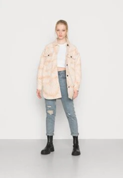 Roxy Sound Of The Sea - Short Coat - Toast Dreams Jaquard -Pieces Shop e69e52fe905249c8a7707f08a21b509e