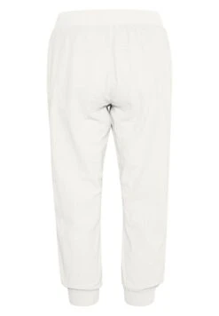 Kaffe Naya Capri - Shorts - Chalk -Pieces Shop e8f2f9e238ca4f998be8e0f7f8e5fd36