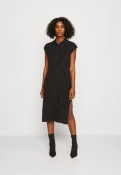 HOPE Nad Dress - Jumper Dress - Black