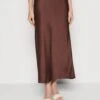 Abercrombie & Fitch Column - Maxi Skirt